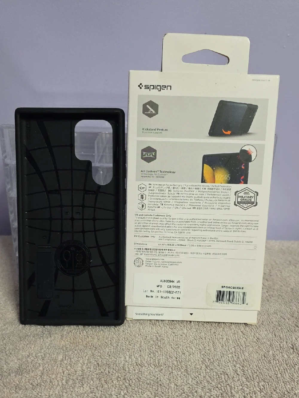 Spigen Slim Armor Kickstand Case for Galaxy S22‎ Ultra - Black
